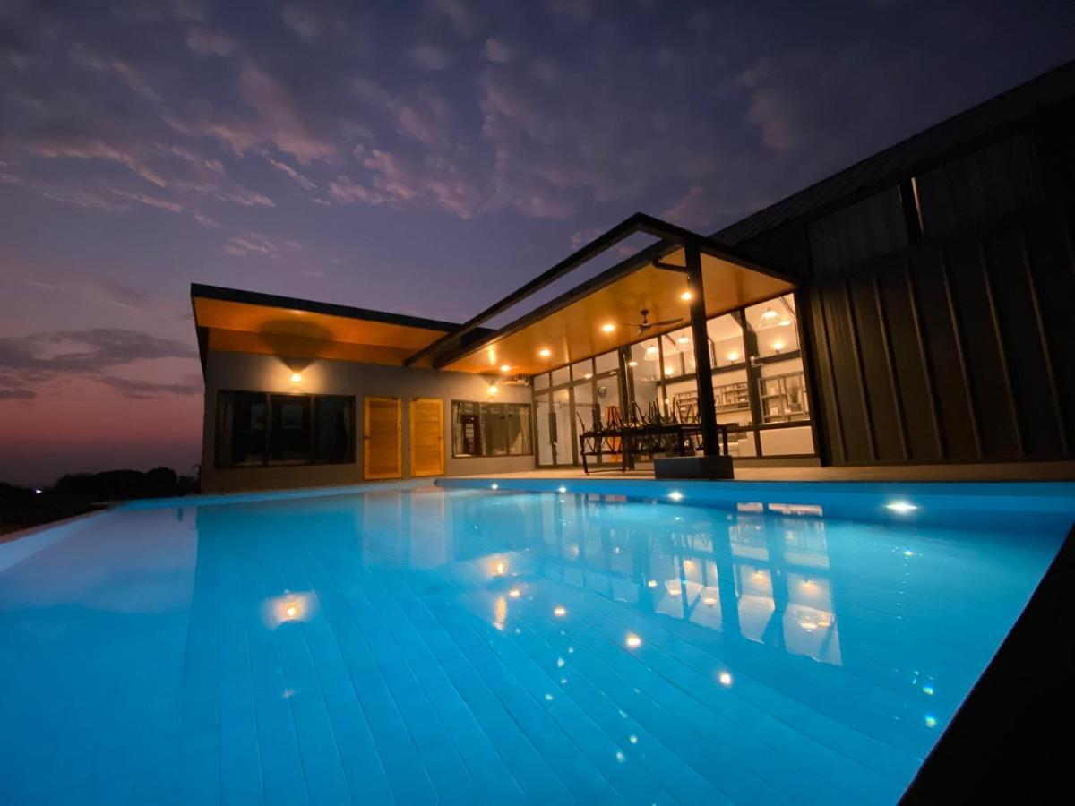 Nordic Cabin And The Pool Ban Sap Noi Eksteriør bilde